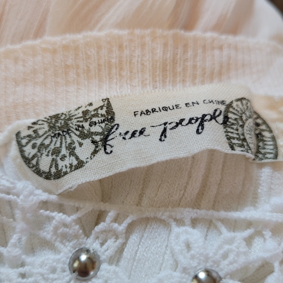 Free People Peasant Top Boho Romantic Sexy Crocheted Small Festival small - Picture 9 of 9